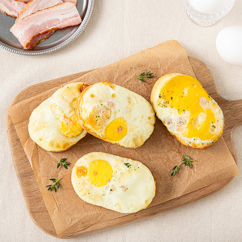 Cafe Cha Bacon Cheese Egg Bread (375g) (1 box = 75gr x 5pcs) / 베이컨 치즈 계란빵 5개입 (냉동)